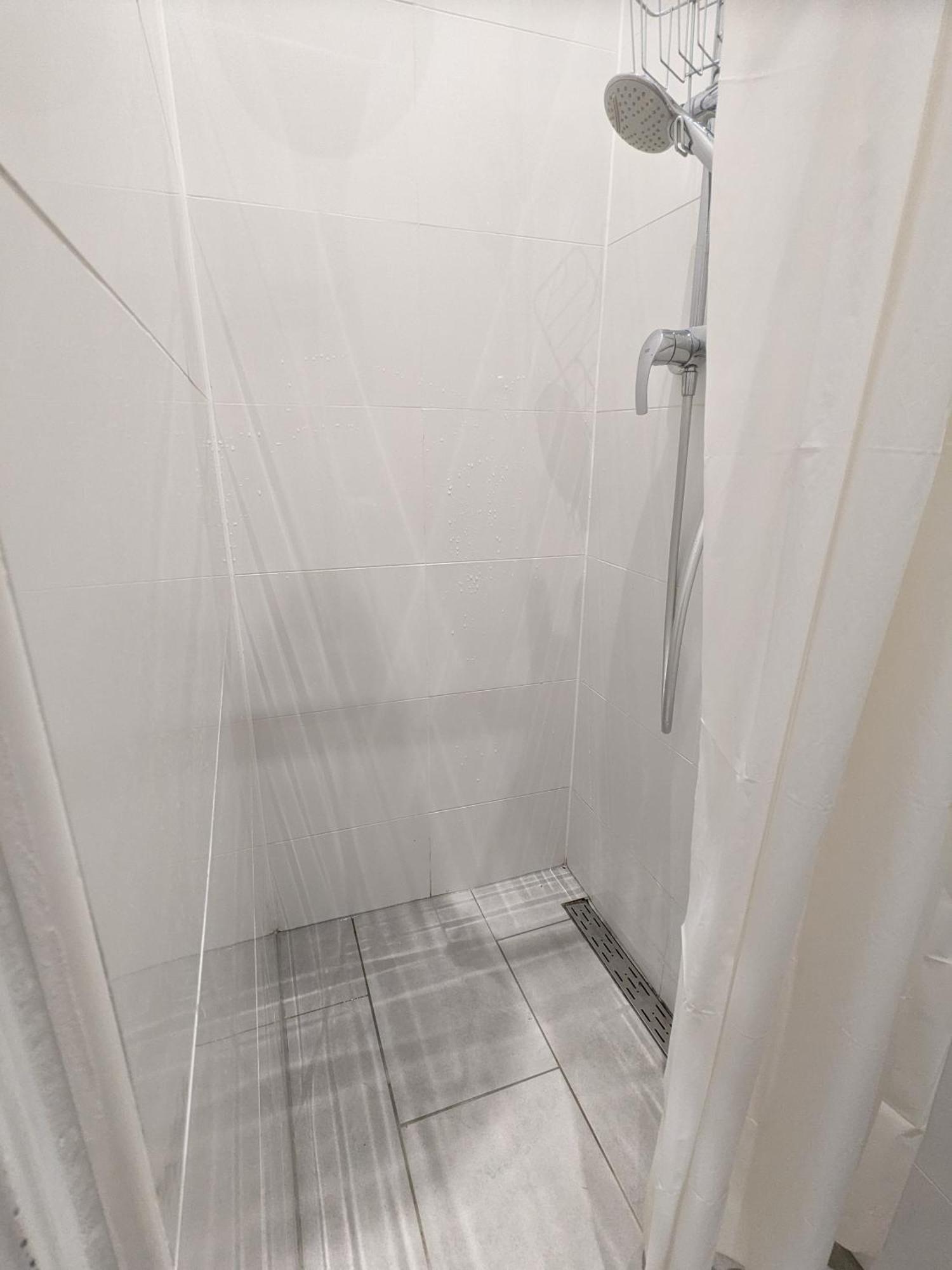 Renovated Studio - 10 Min To Center Відень Екстер'єр фото